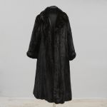1772&nbsp;4145&nbsp;FUR COAT